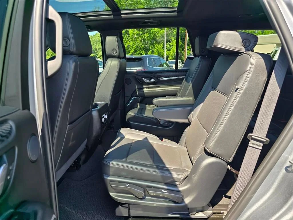 Used 2023 Sterling Metallic GMC Denali image 12