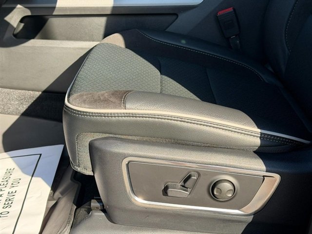 New 2027 Forged Blue Metallic Exterior Paint RAM Laramie image 13