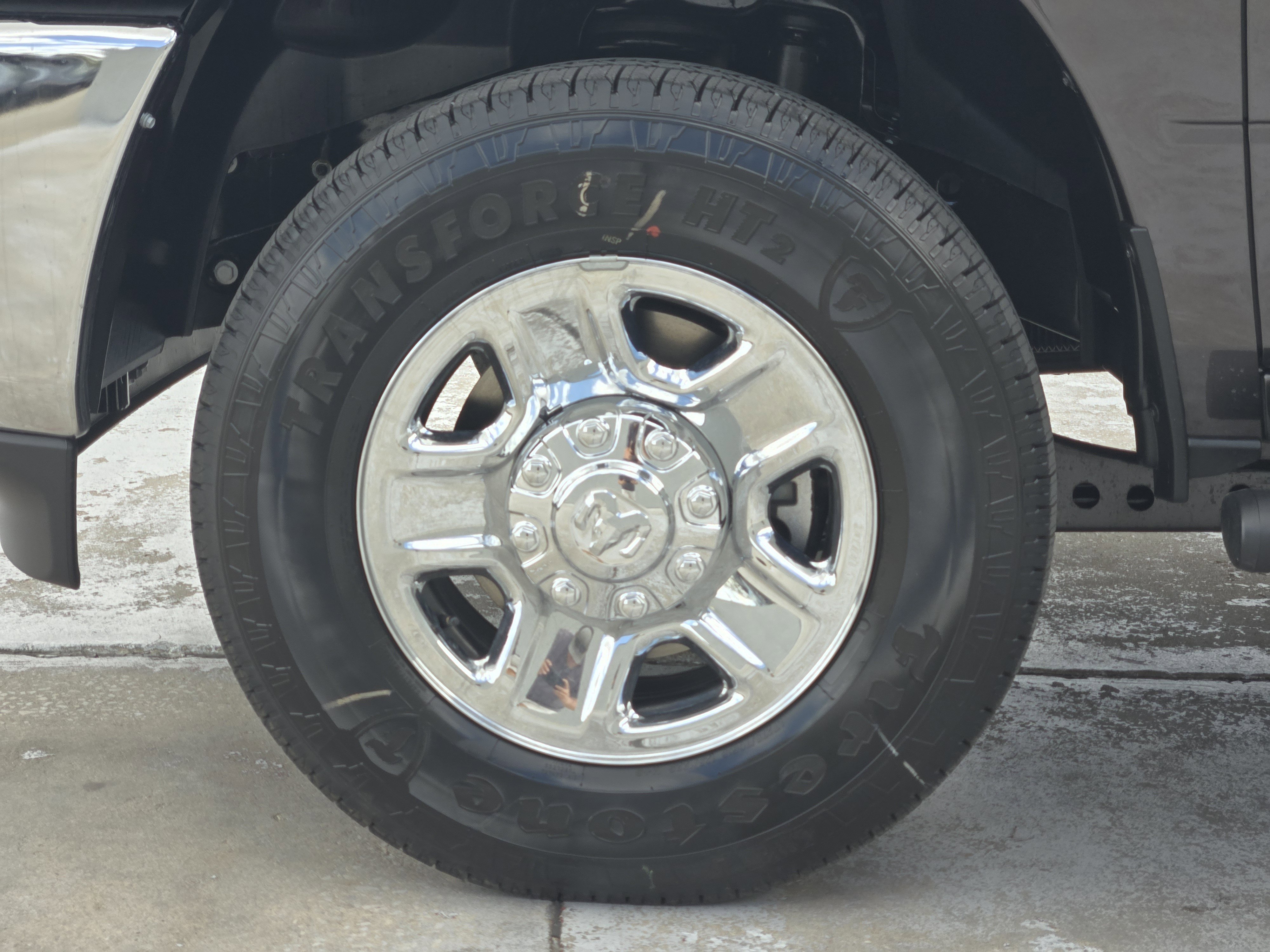 New 2026 Granite Crystal Metallic Clearcoat RAM Tradesman image 10