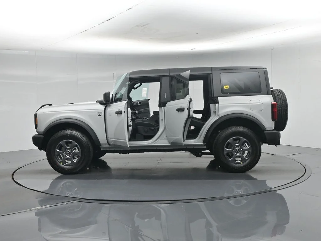 New 2026 White Ford Big Bend image 33