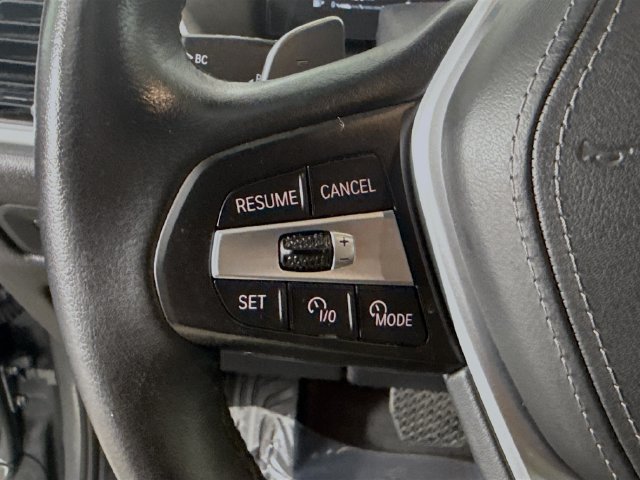 Used 2024 Skyscraper Grey Metallic BMW sDrive40i image 10
