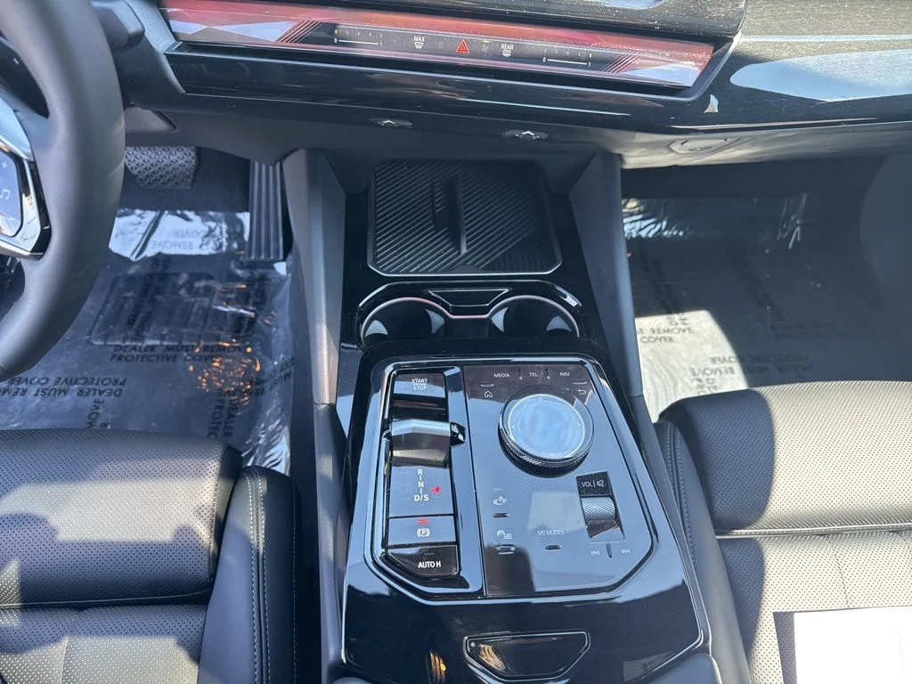 2026 BMW 5 Series 540i - Photo 18