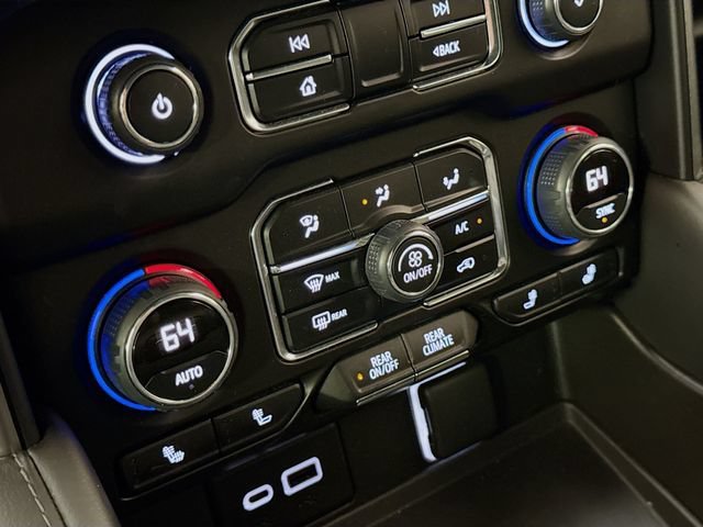 Used 2022 Black Chevrolet LT image 17