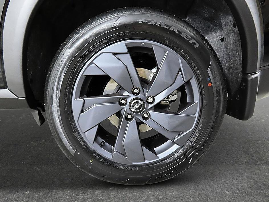 Used 2026 Super Black Nissan SV image 9
