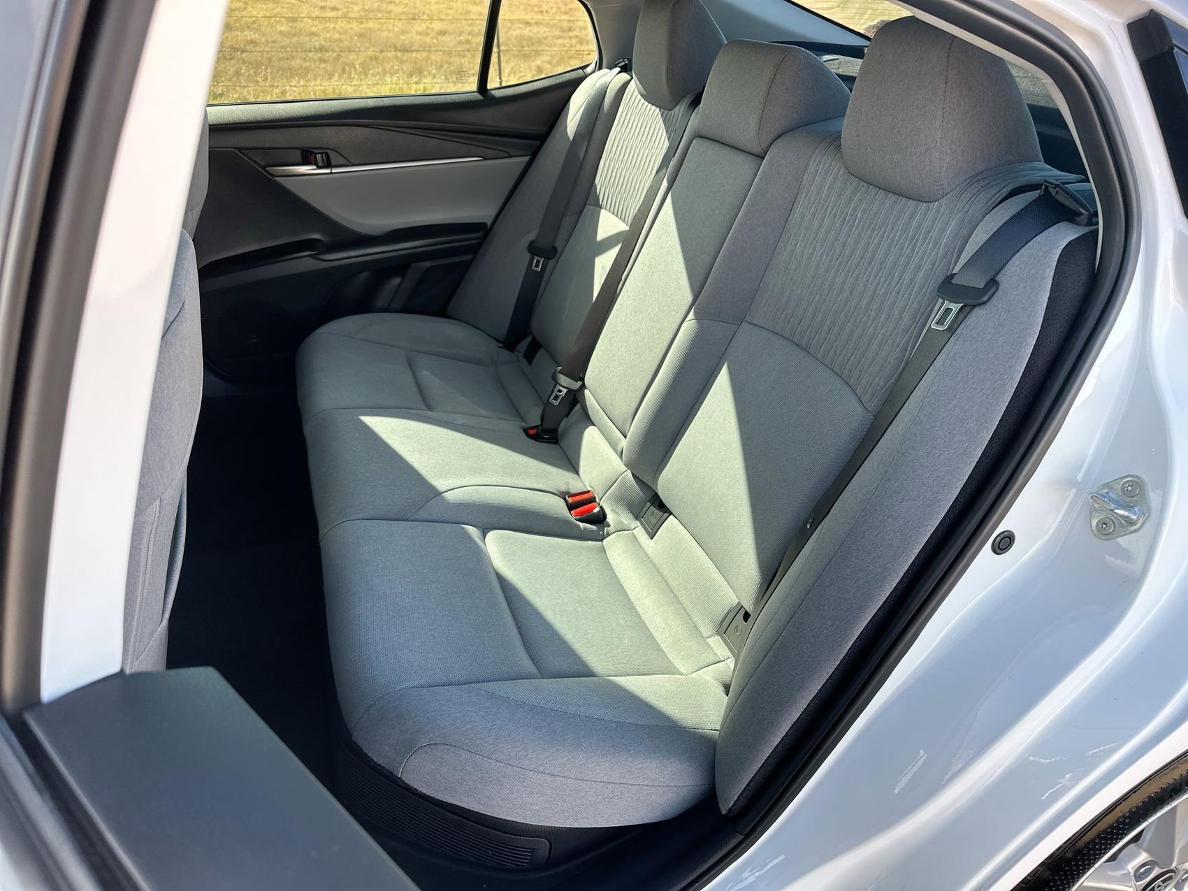 Used 2025 Ice Toyota LE image 20