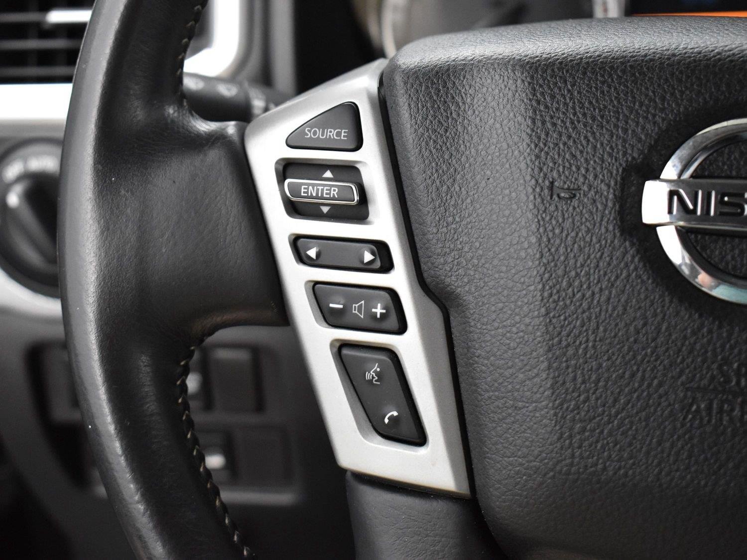 Used 2019 Midnight Pine Metallic Nissan PRO-4X image 17