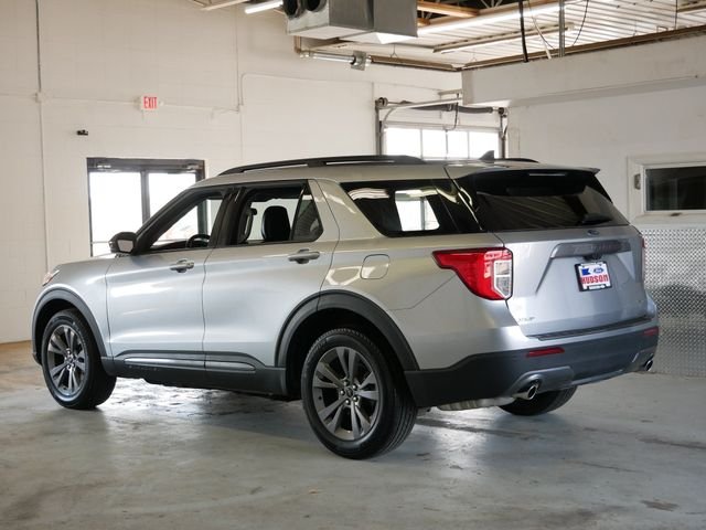 Used 2024 Silver Metallic Ford XLT image 3