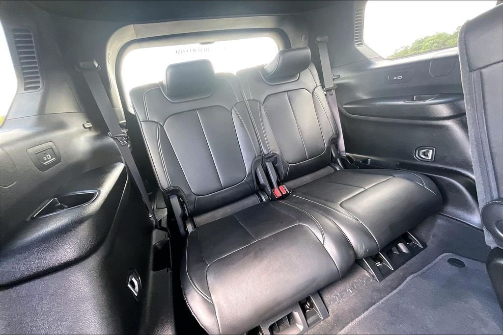 Used 2026 Black Jeep Limited image 28