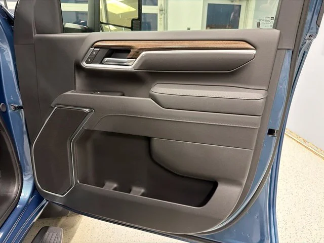 New 2026 Lakeshore Blue Metallic Chevrolet LT image 45