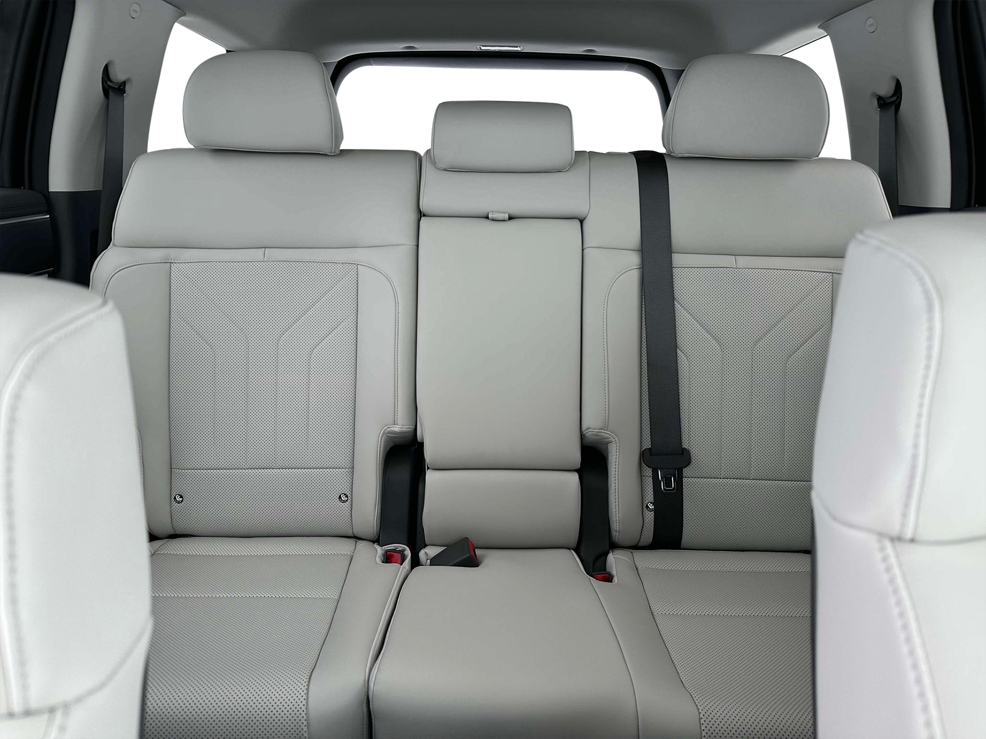 2025 Hyundai Santa Fe SEL - Photo 16