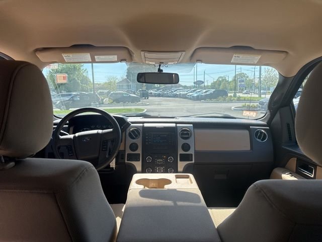 Used 2013 Blue Ford XLT image 11