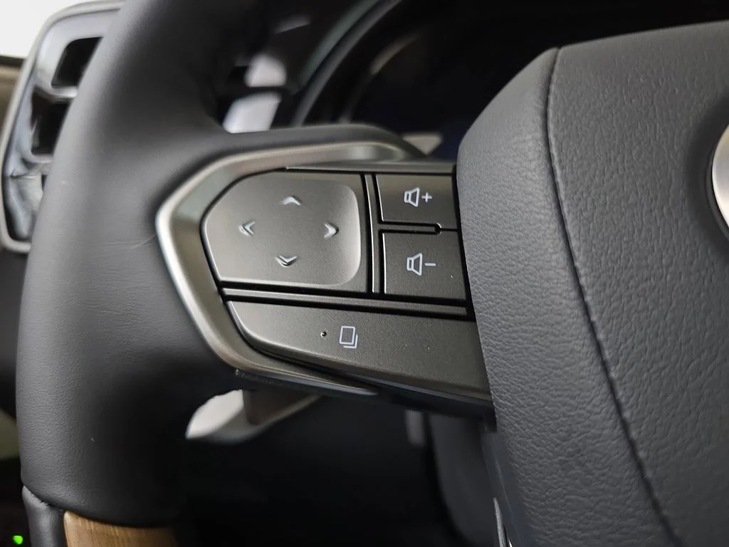 New 2026 Black Lexus 450h+ Luxury image 17