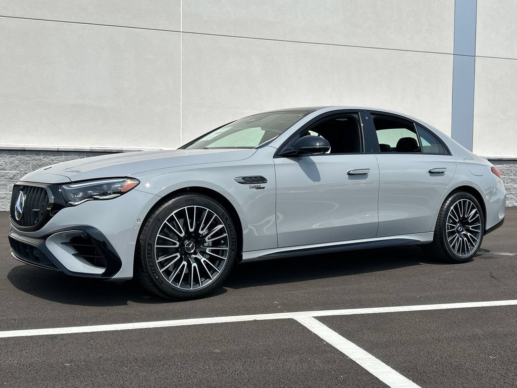 New 2027 MANUFAKTUR Alpine Grey Mercedes-Benz AMG® E 53 E 4MATIC+ Sedan image 40
