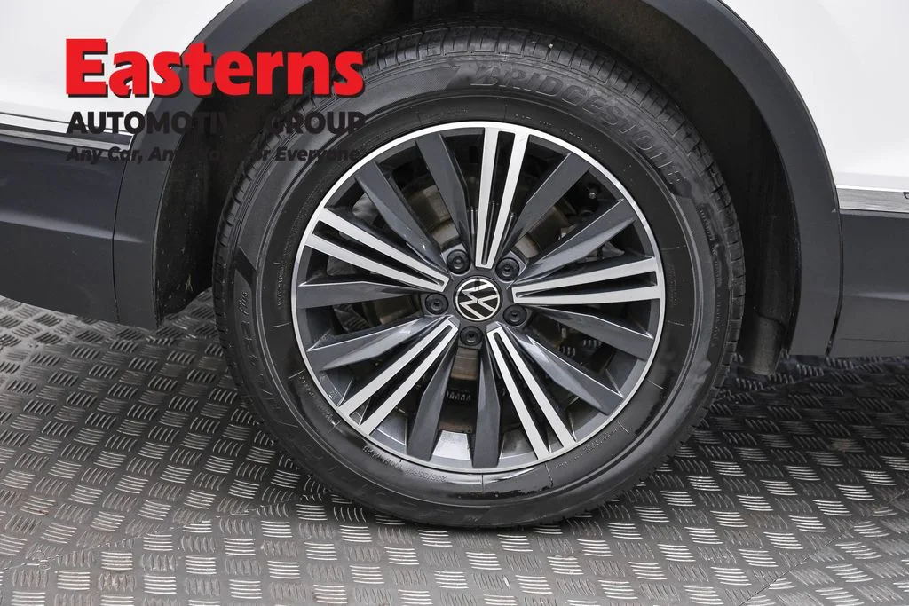 Used 2024 White Volkswagen 2.0T Wolfsburg Edition image 28