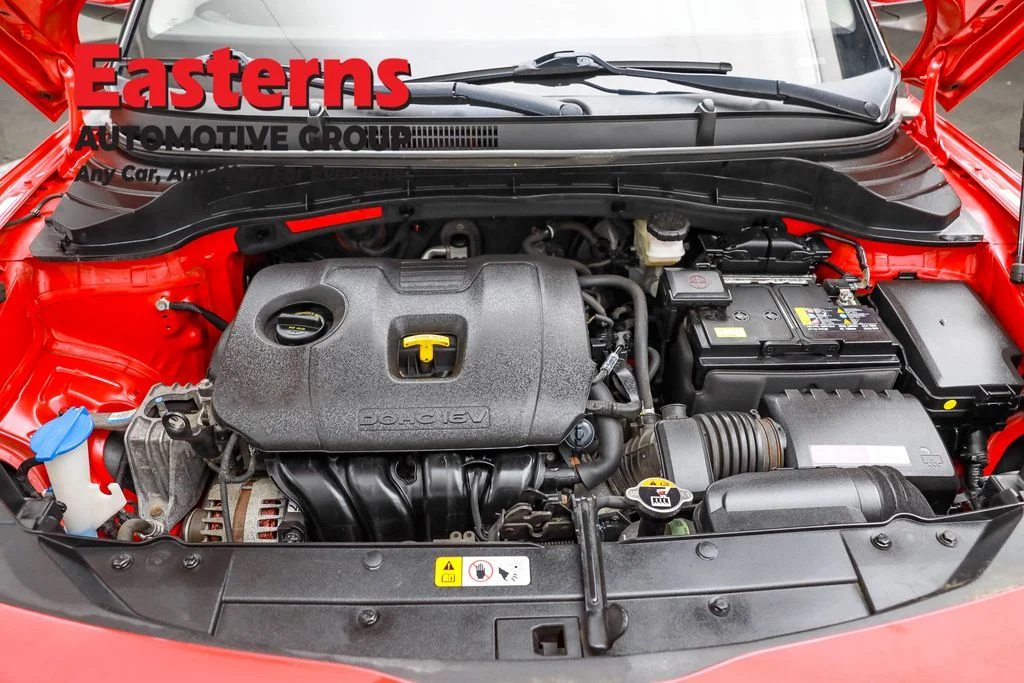 Used 2022 Red Kia LX image 7