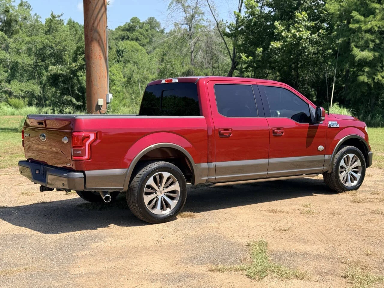 Used 2016 Maroon Ford King Ranch 4x2 4dr SuperCrew 5.5 ft. SB image 5