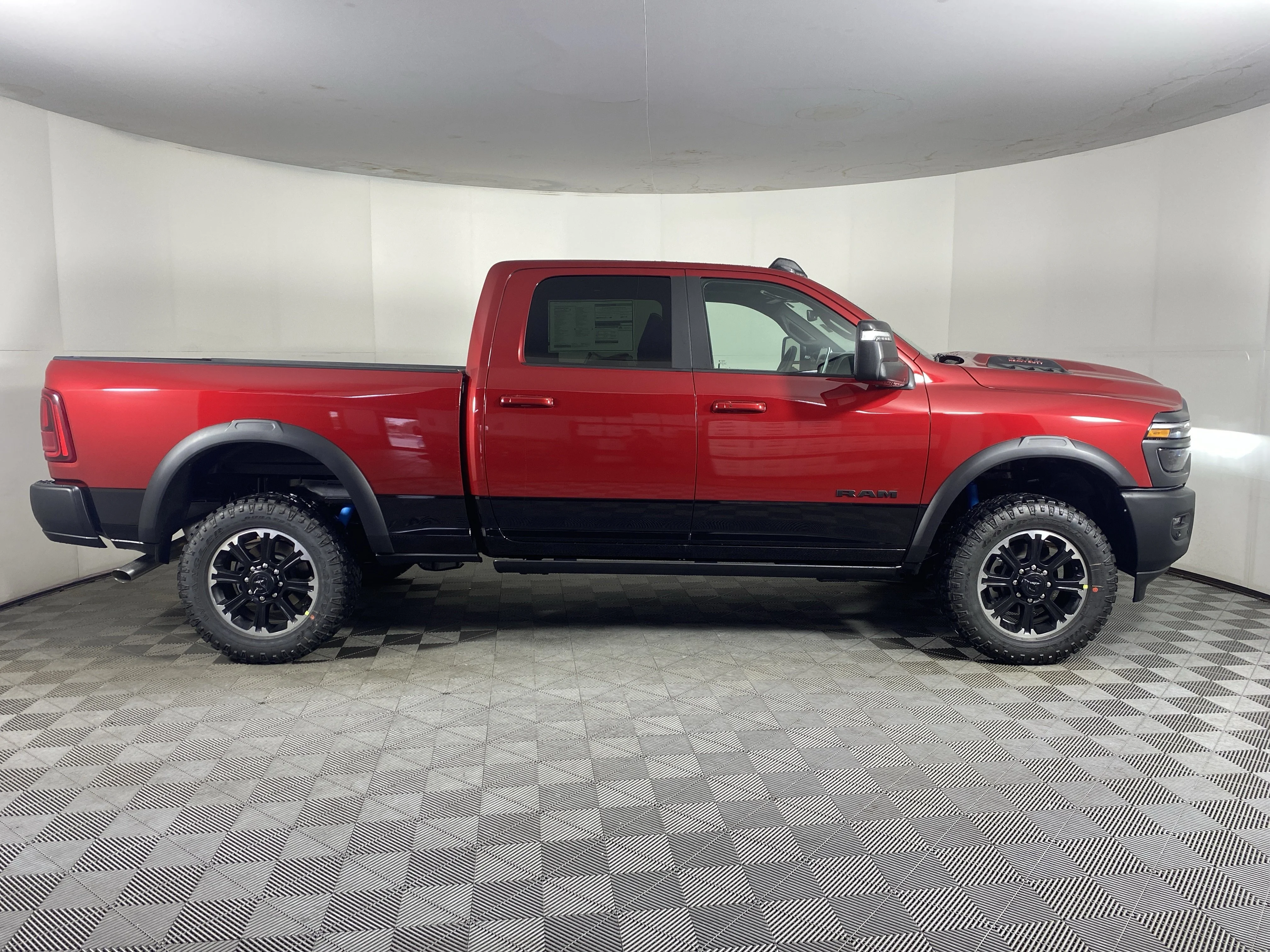 New 2026 Molten Red Pearl-Coat Exterior Paint RAM Rebel image 7