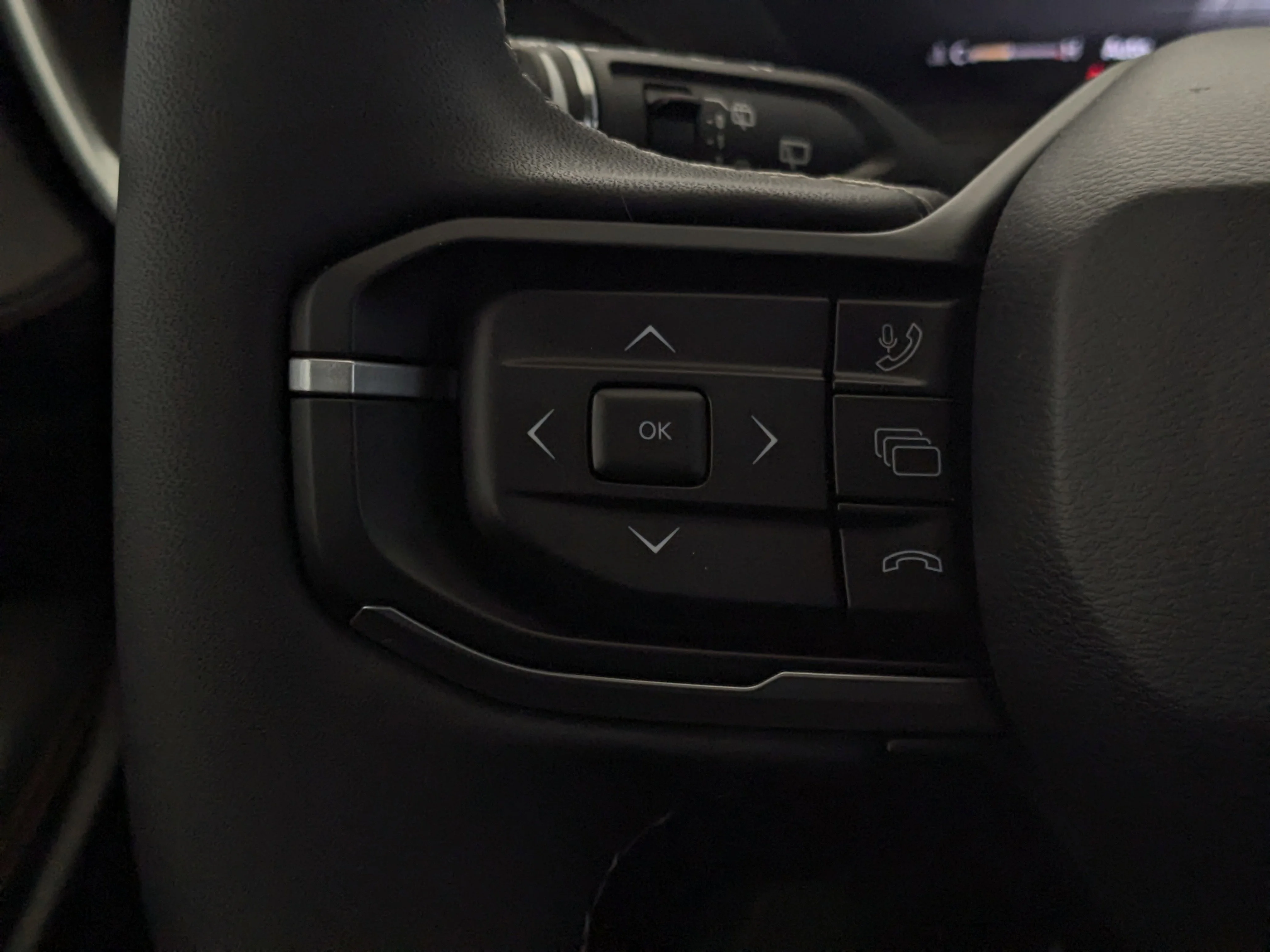 New 2026 Black Jeep Overland - - Surround View - Ventilated Seats - Remote Start & tons more! image 20