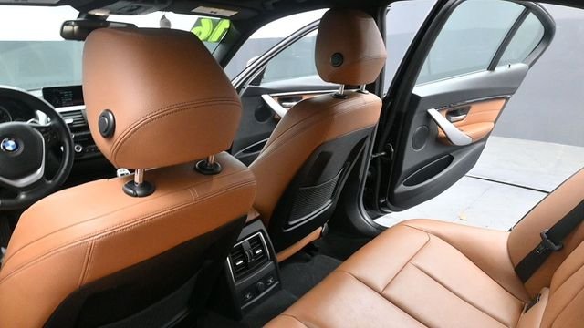 Used 2016 Black BMW 328i xDrive image 21