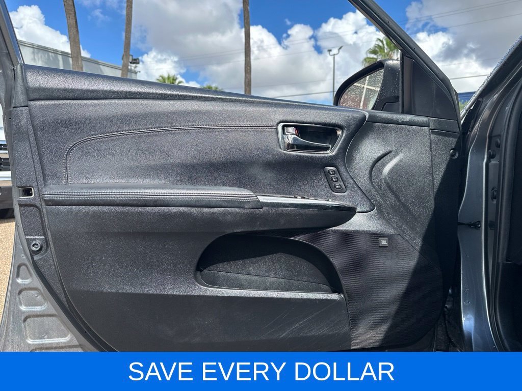 Used 2017 Gray Toyota Limited image 5