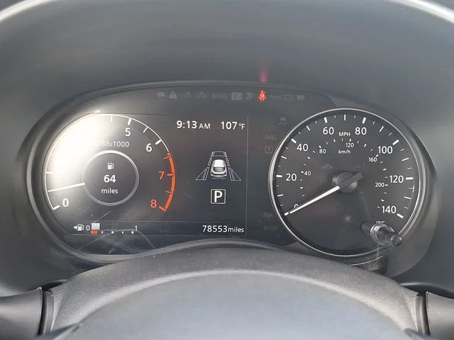 Used 2024 Gray Nissan SV image 15