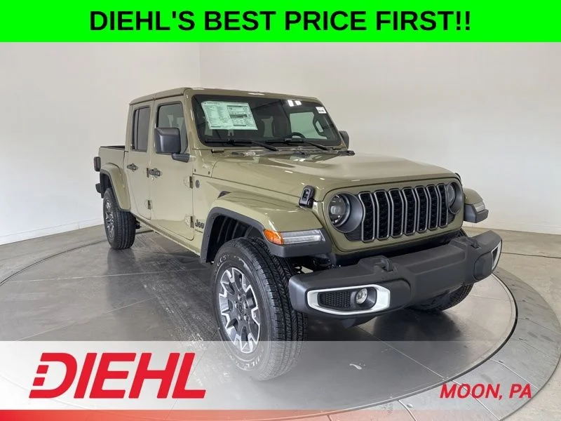 2026 Jeep Gladiator Sahara Auto's photo