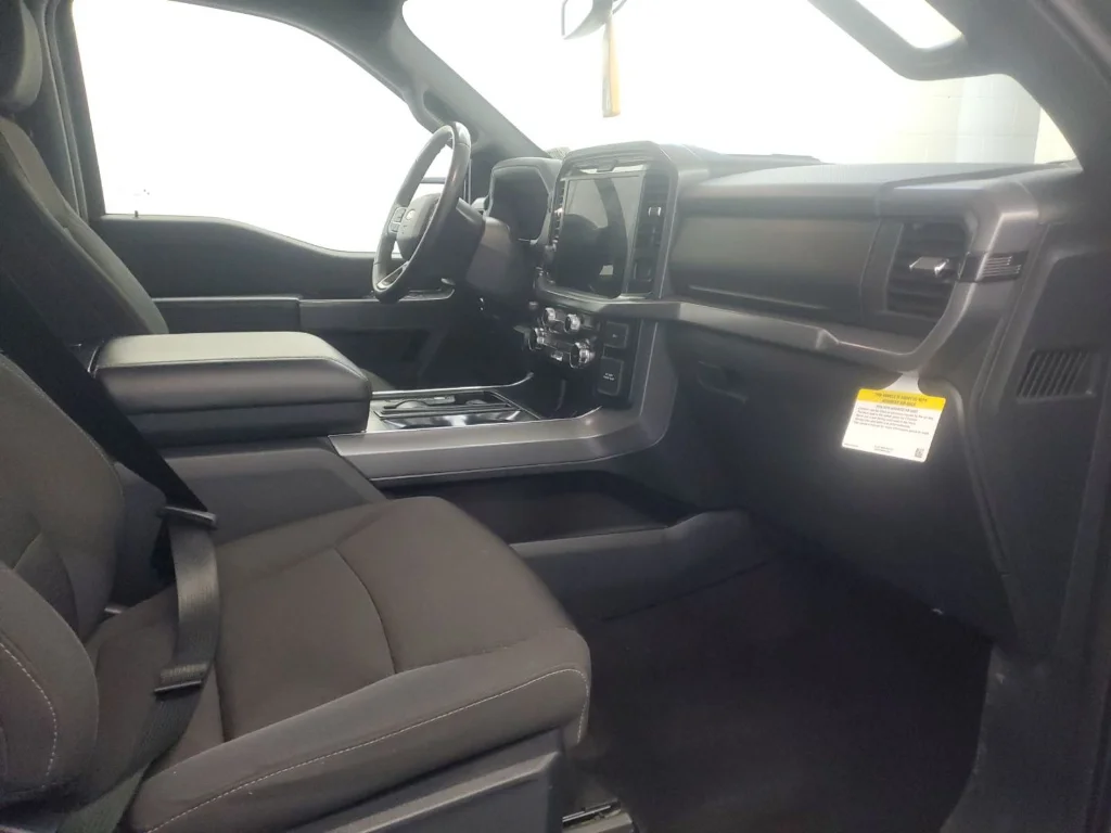 Certified Used 2025 Gray Metallic Ford XLT image 8