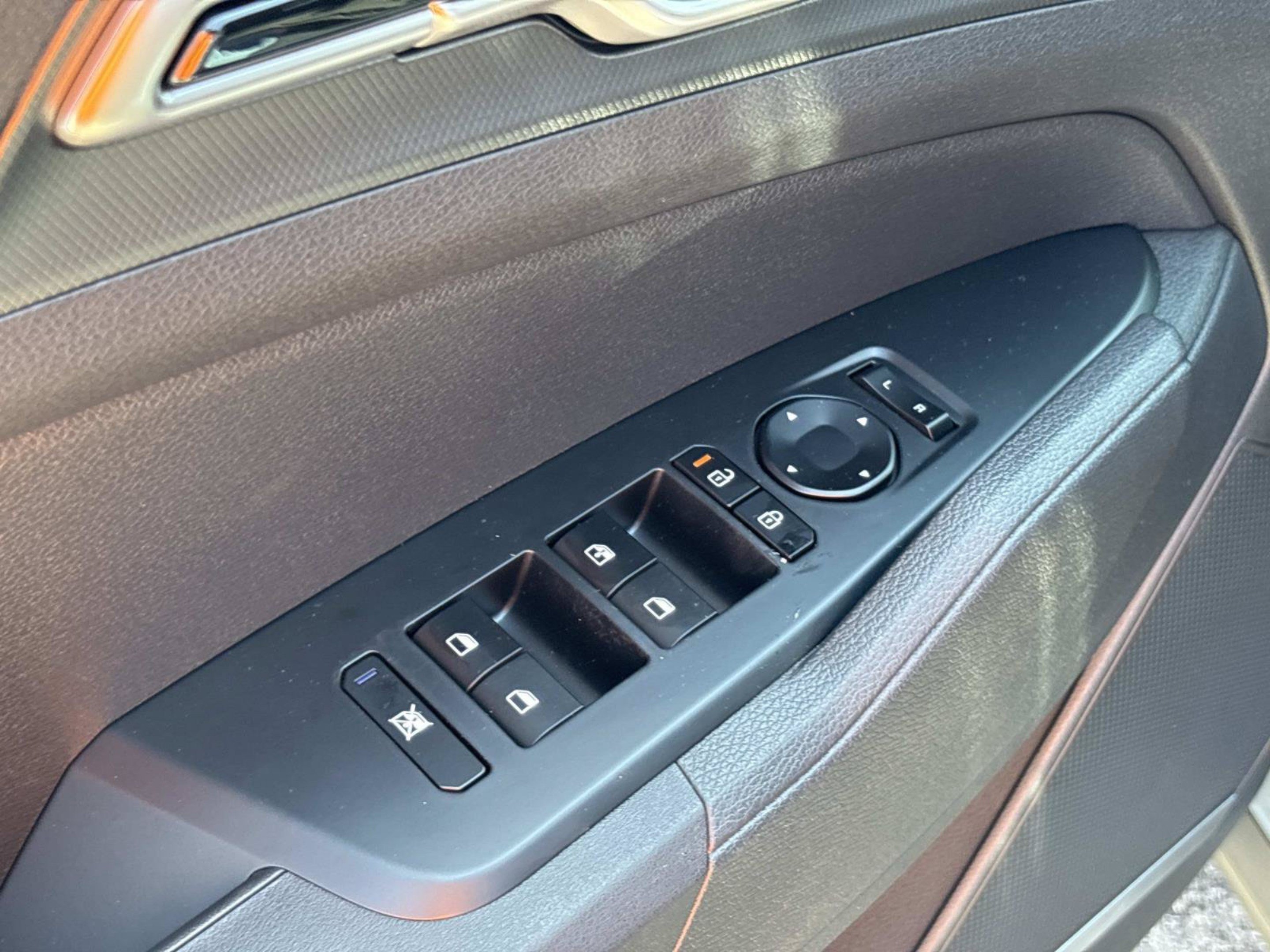 New 2027 Heritage Blue Kia S image 17