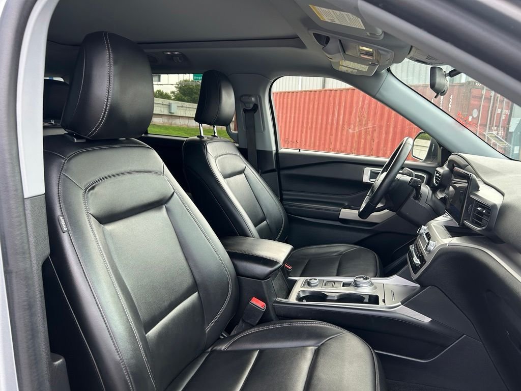 Used 2022 Silver Metallic Ford XLT image 28