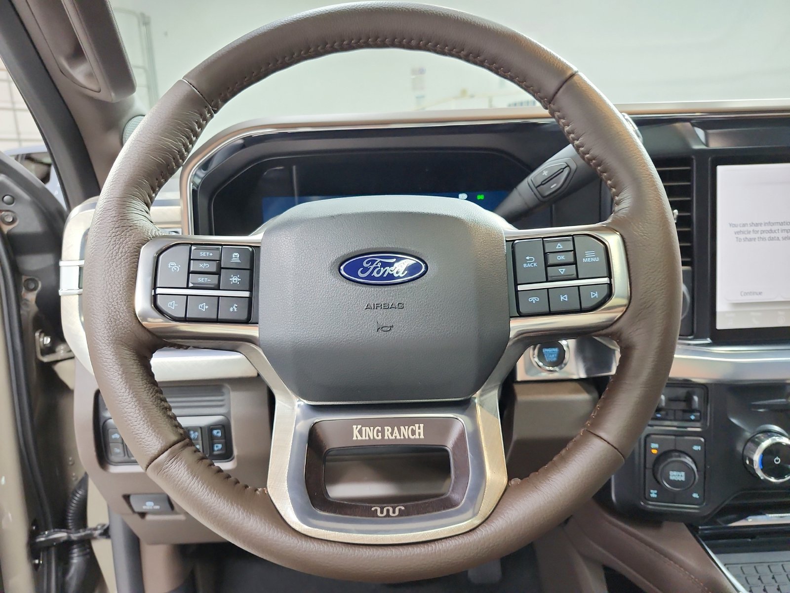 New 2027 Marsh Gray Metallic Ford F-250® King Ranch® image 23
