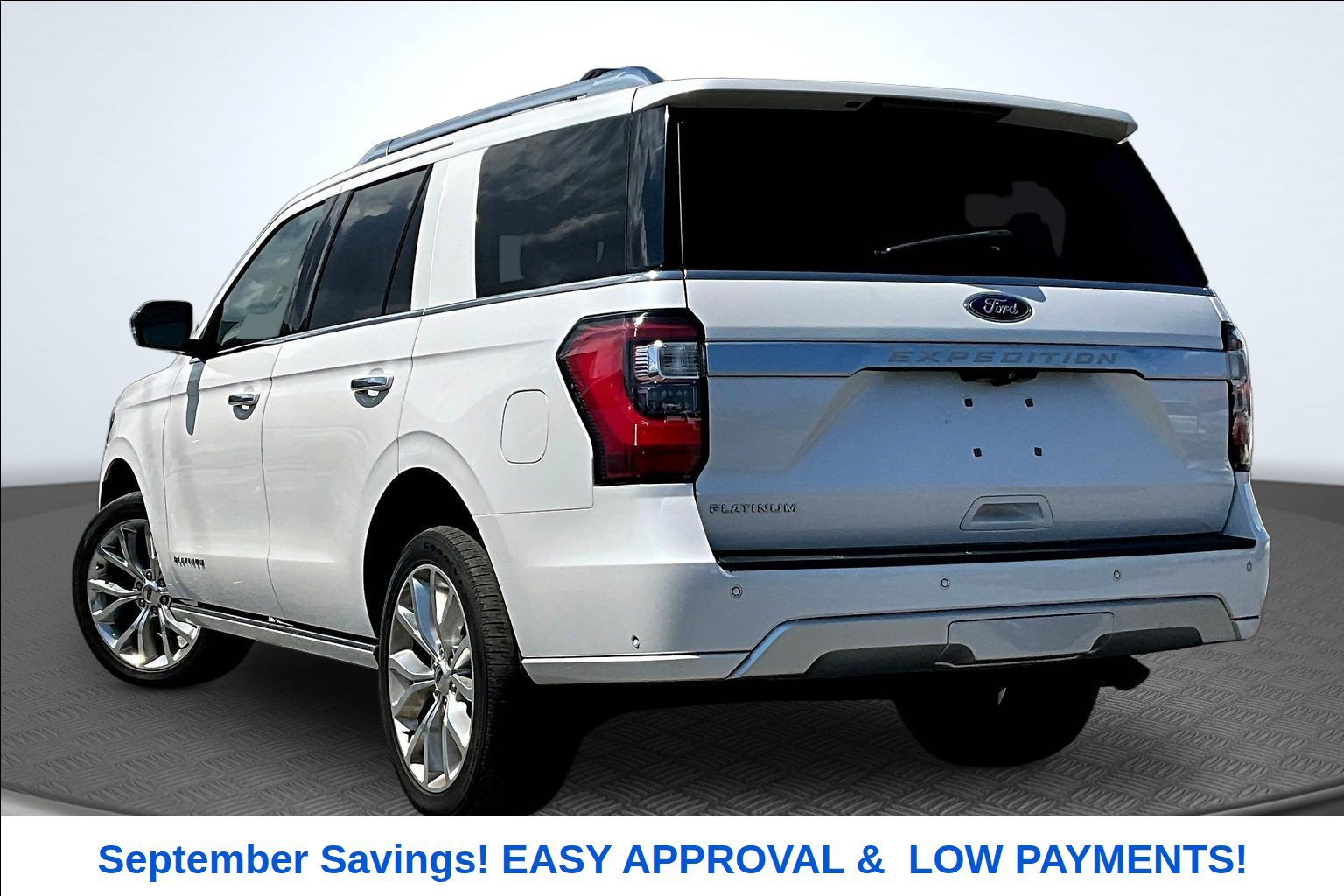 Used 2018 White Ford Platinum image 4