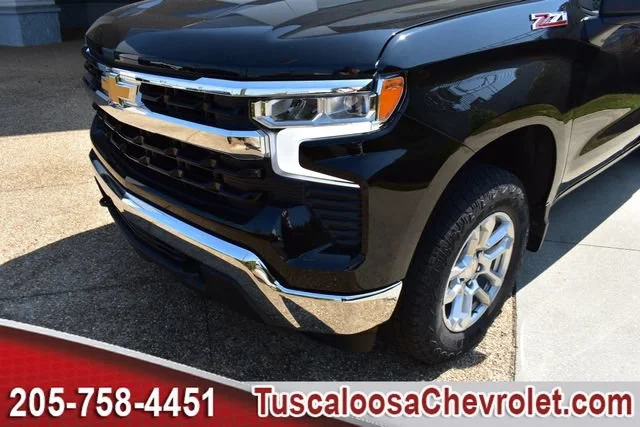 New 2026 Black Chevrolet LT image 33