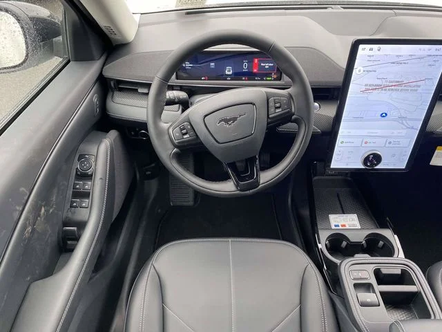 New 2026 White Ford Select image 10