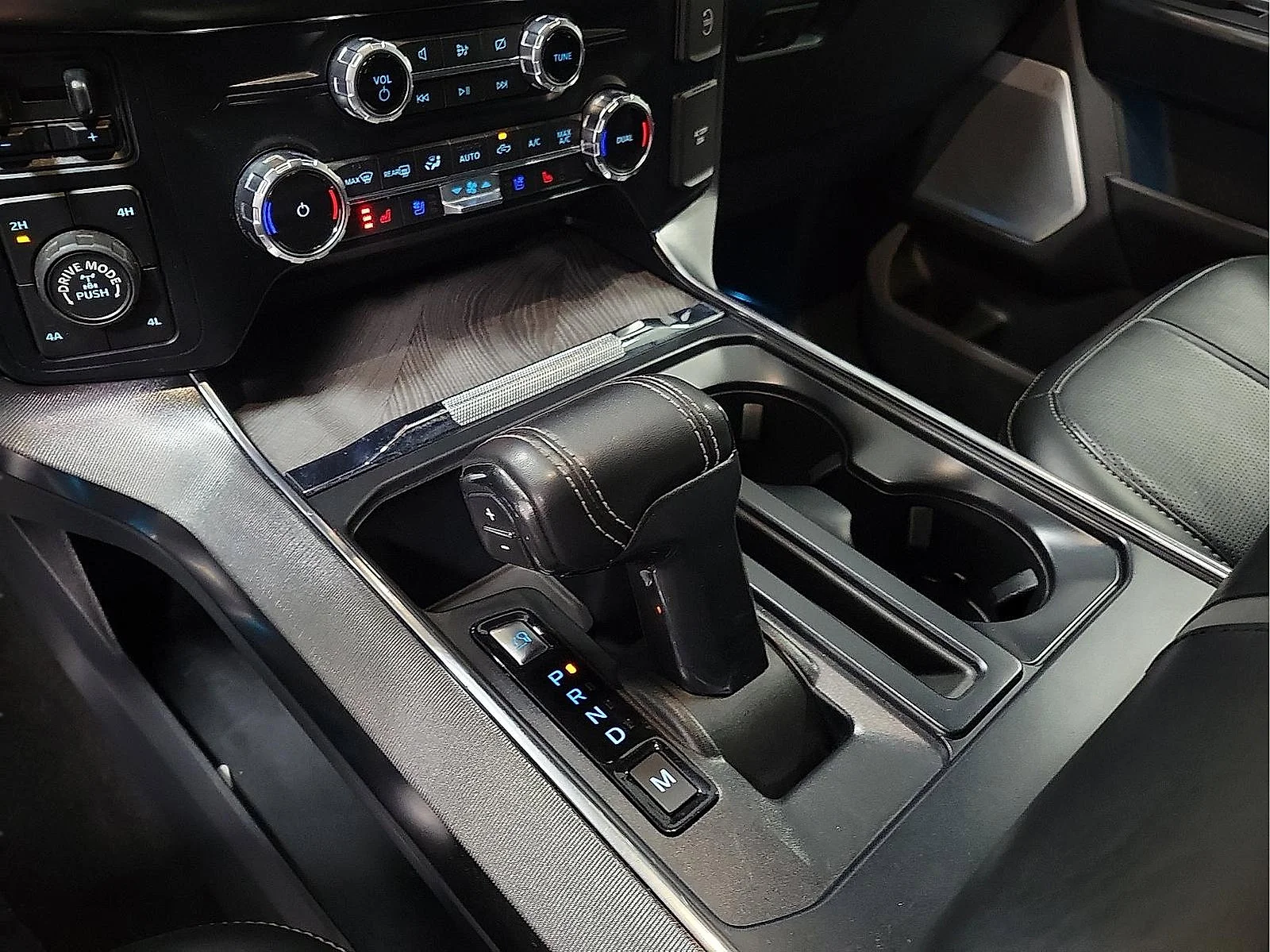 Used 2023 Gray Ford  image 19