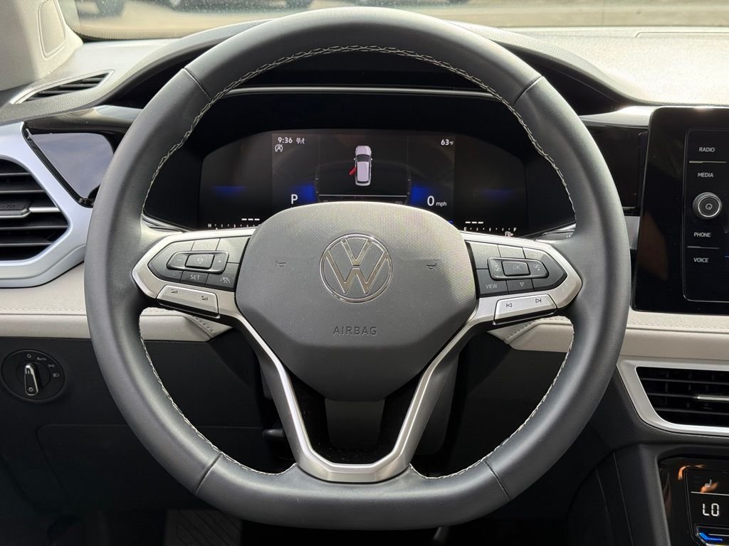 Used 2025  Volkswagen 1.5T SE image 20