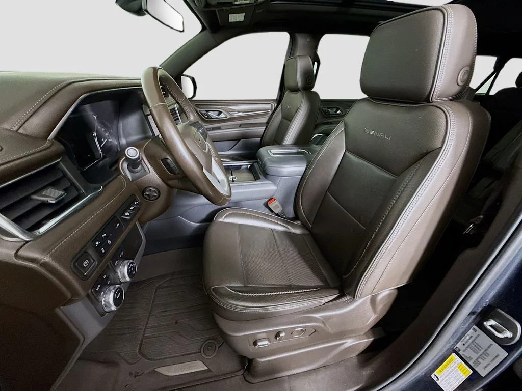 Used 2021 Green GMC Denali image 21
