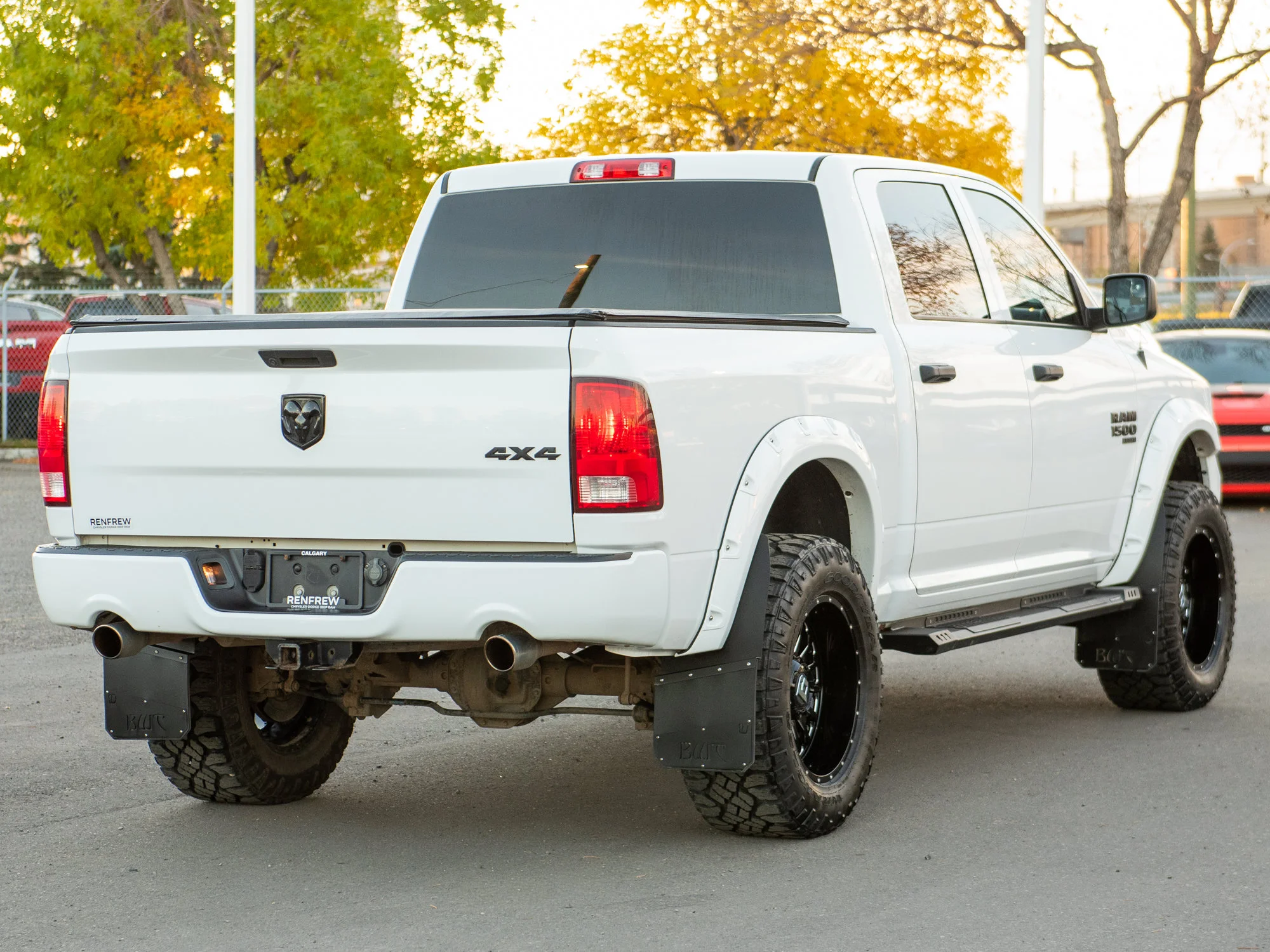 Used 2020 White RAM Black Express* Crew Cab 4x4, 35 Inch Tires, No Accidents, Heated Seats & Wheel image 14
