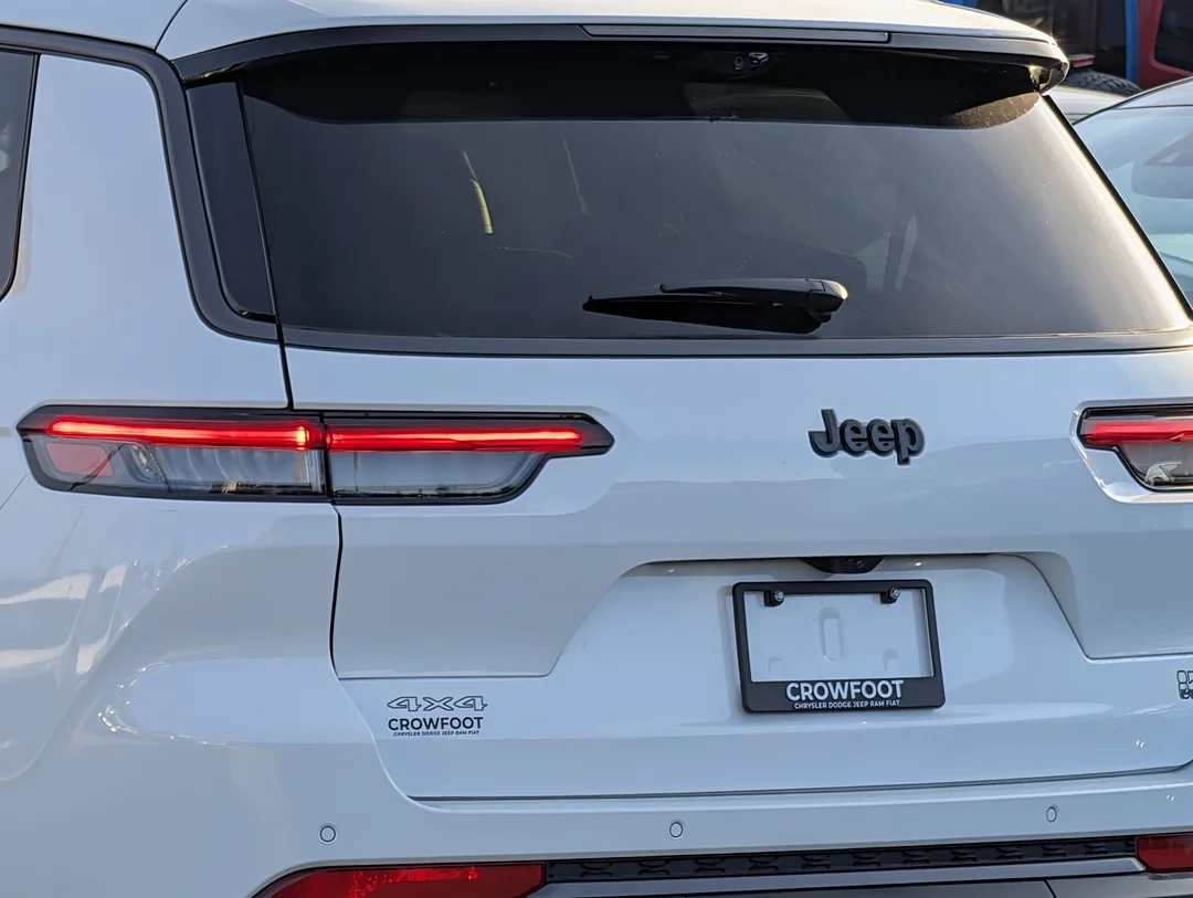 New 2026 White Jeep 85th Anniversary - - 4x4 - 324HP Turbo Hurricane I4 - 3rd Row Seating - Blind Spot Monitor & More! image 11