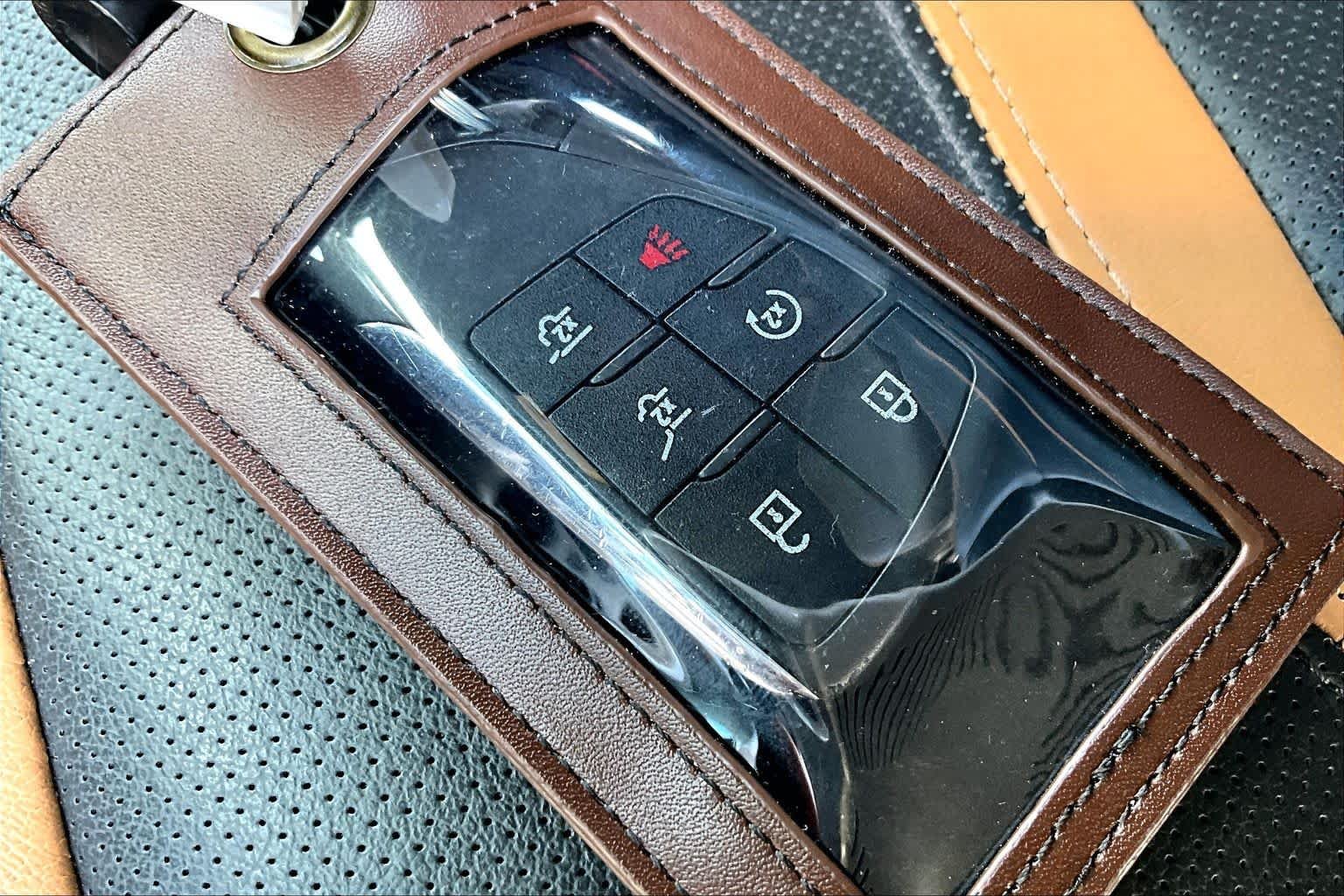 Used 2021 Onyx Black GMC AT4 image 15