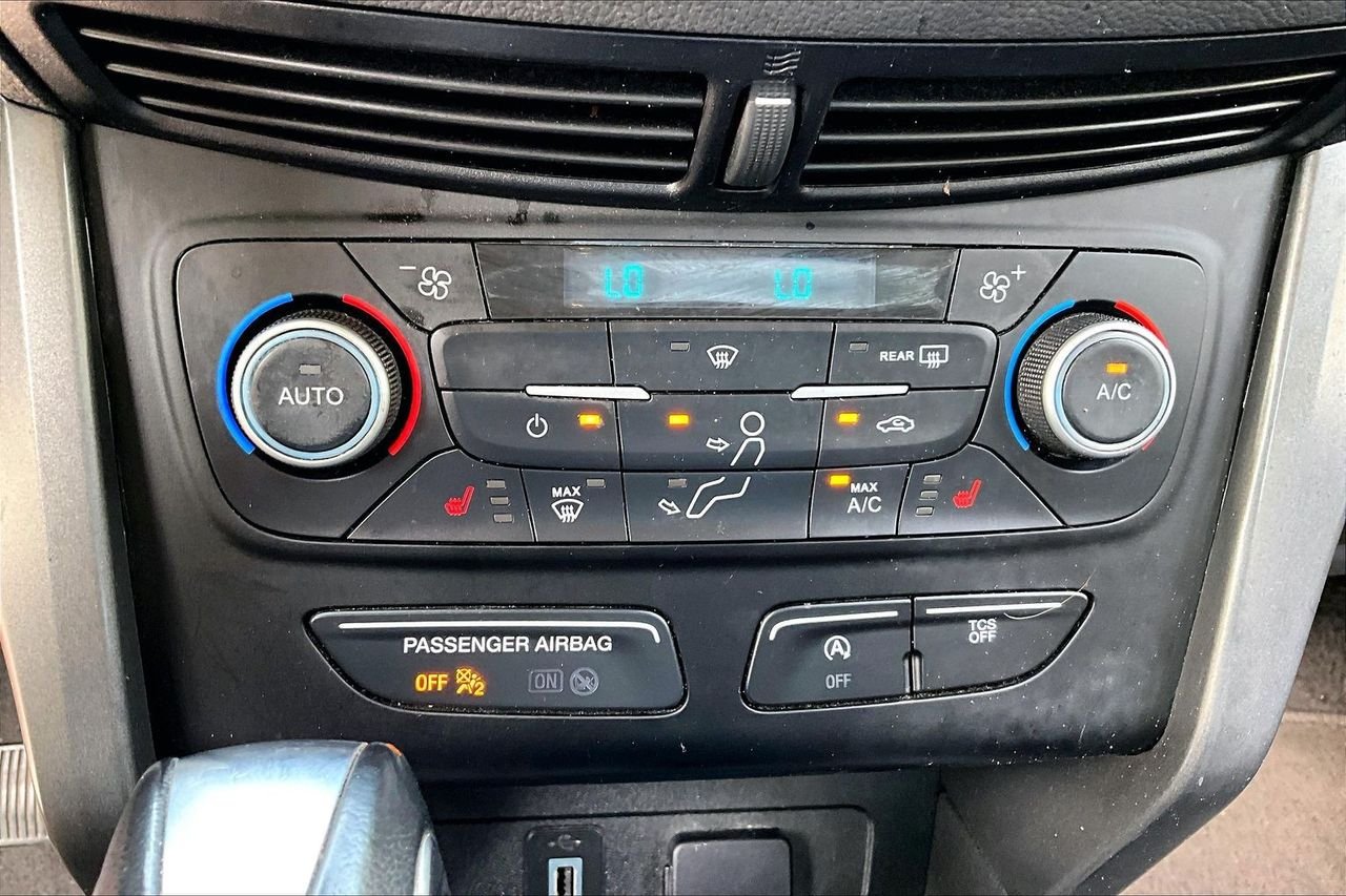Used 2019 Orange Ford SEL image 25