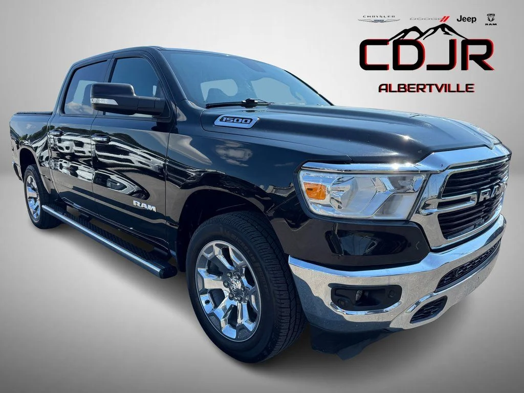 2019 RAM 1500 Big Horn/Lone Star 4x4 Crew Cab 5'7's photo