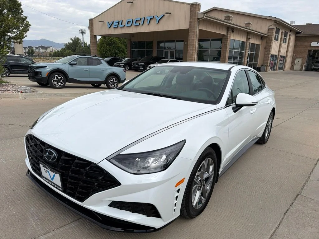 Used 2020 Gray Hyundai SEL image 6