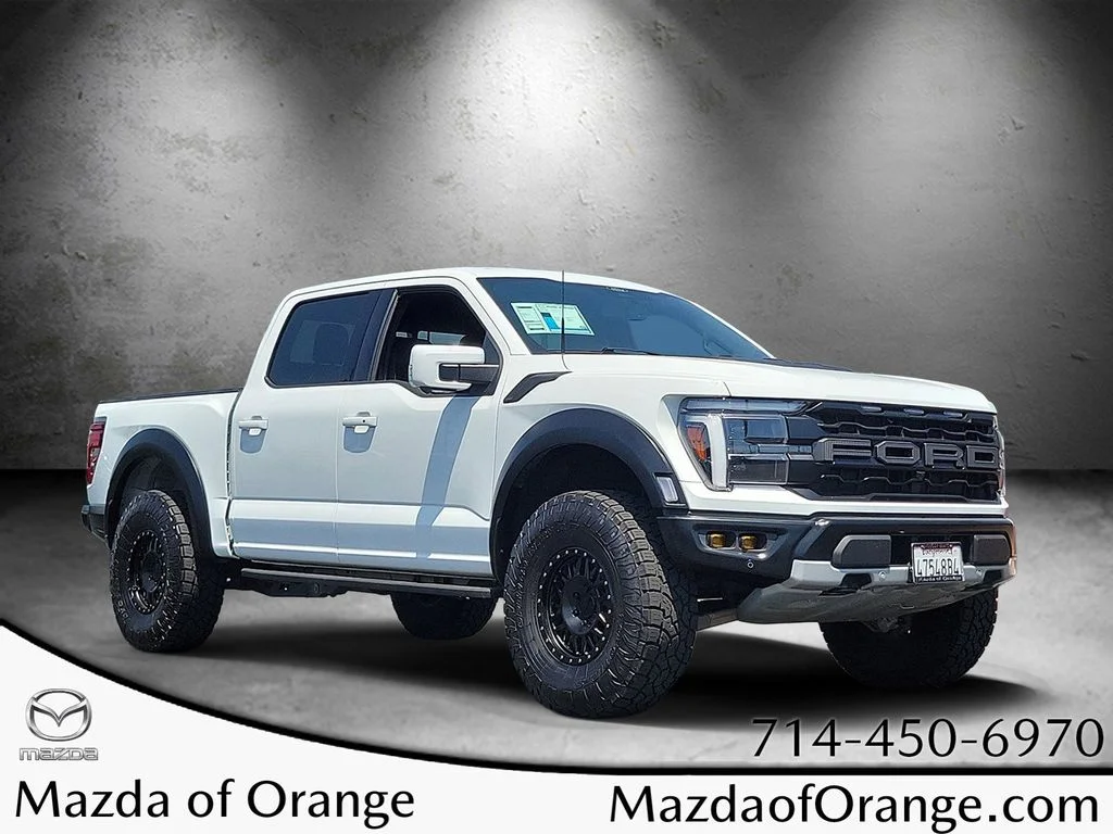 Used 2024 Oxford White Ford Raptor image 1
