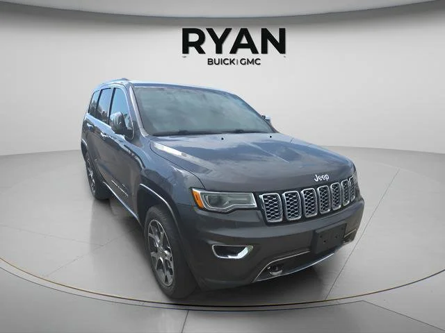 2020 Jeep Grand Cherokee Overland 4WD's photo