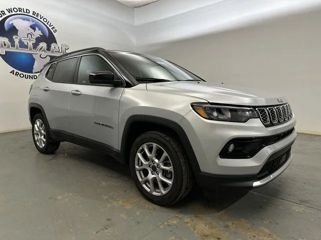 Used 2025 Silver Jeep Limited image 11