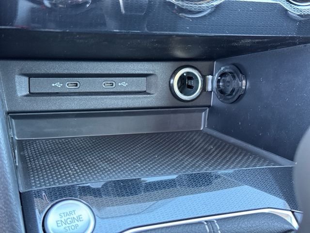 2025 Volkswagen Taos S - Photo 38