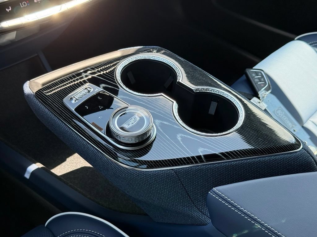 2026 Cadillac OPTIQ Premium Sport - Photo 28