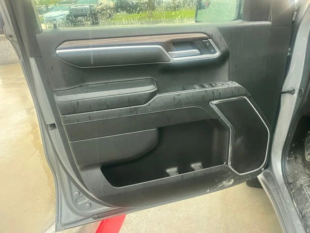 Used 2025 Gray Chevrolet LT image 9