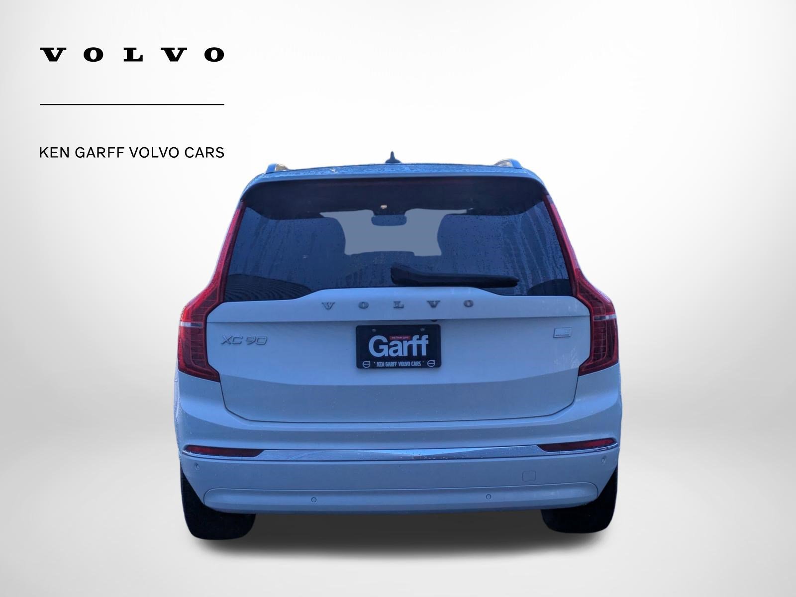 Certified Used 2024 Crystal White Volvo Plus Bright Theme image 5