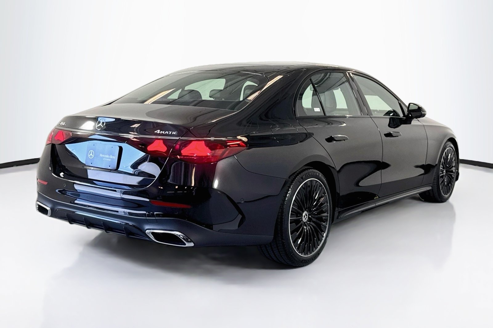 New 2027 Obsidian Black Metallic Mercedes-Benz E 450 image 5